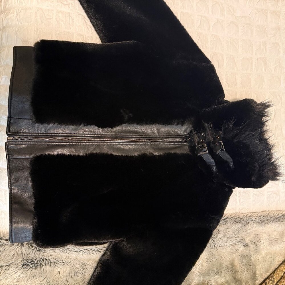 BlankNYC Black Noise Faux Fur Coat - Picture 11 of 15